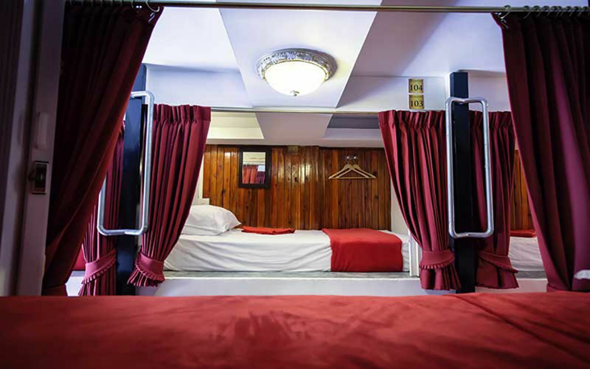 Haad Rin Beach Luxury Hostel Exterior photo