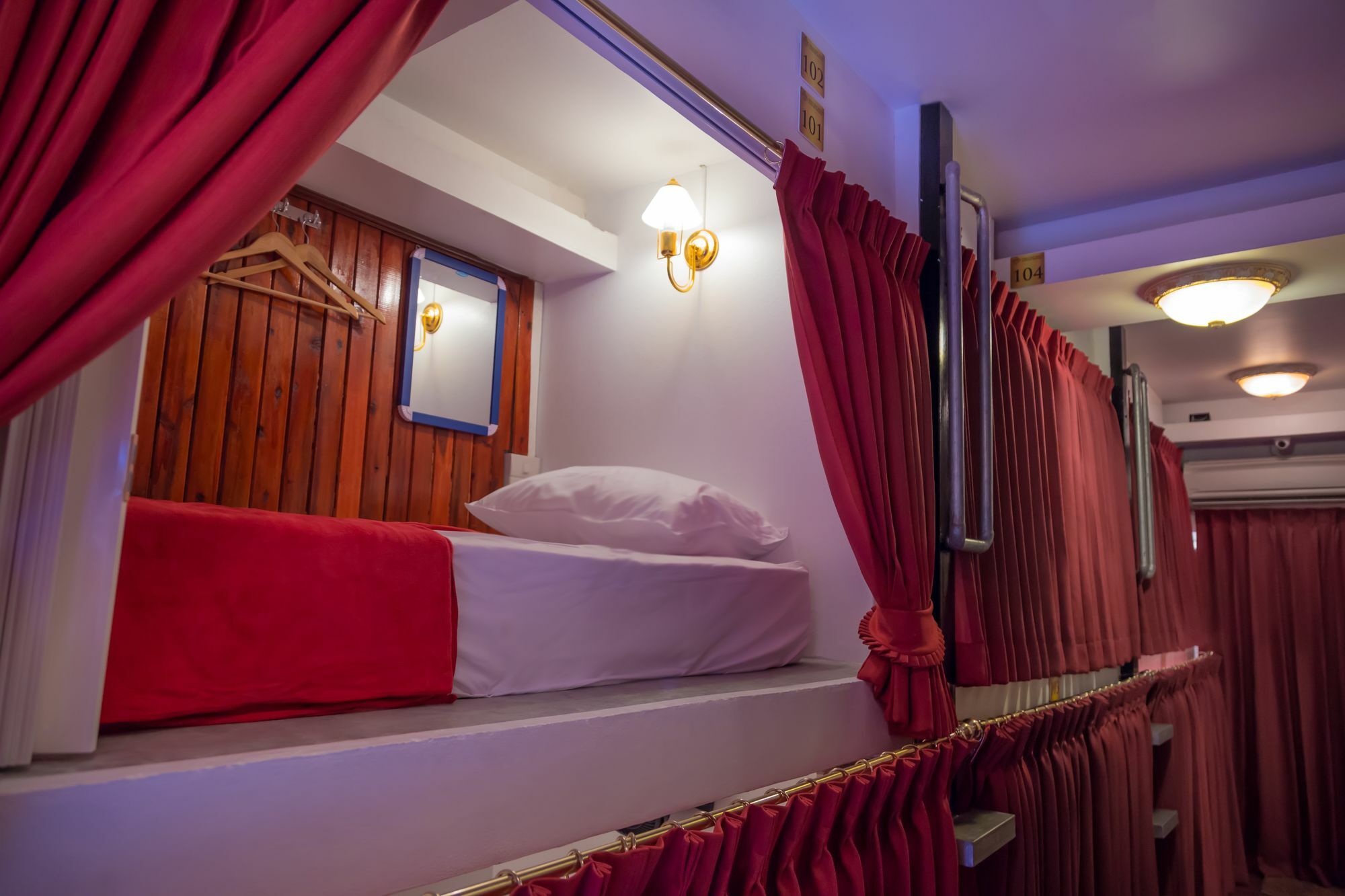 Haad Rin Beach Luxury Hostel Exterior photo